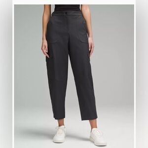 Lululemon Light Utilitech Cargo Pocket High-Rise Pant